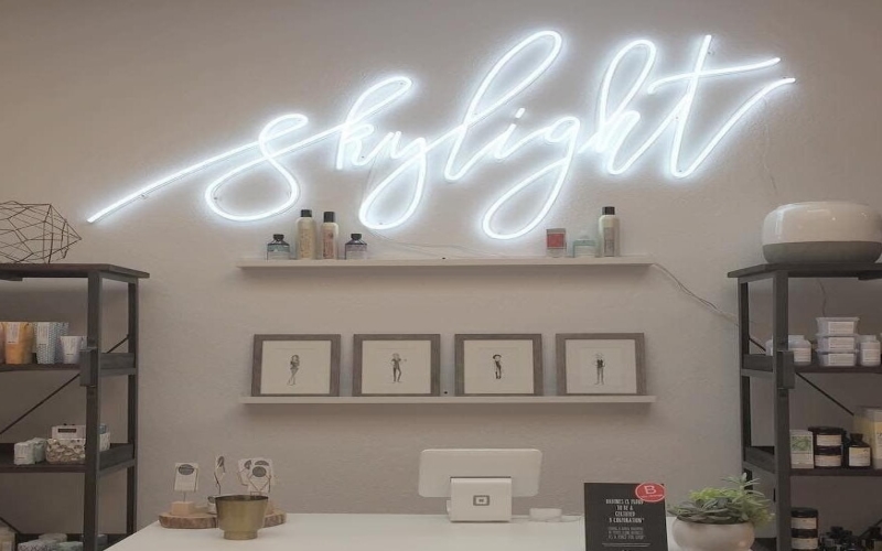 Why Custom Made Neon Signs are the Perfect Addition to Your Event?